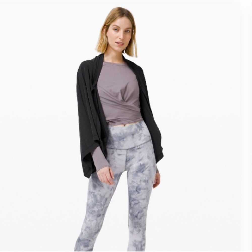 Lululemon Customizable Snap Scarf, aka Vinyasa BLACK  OS